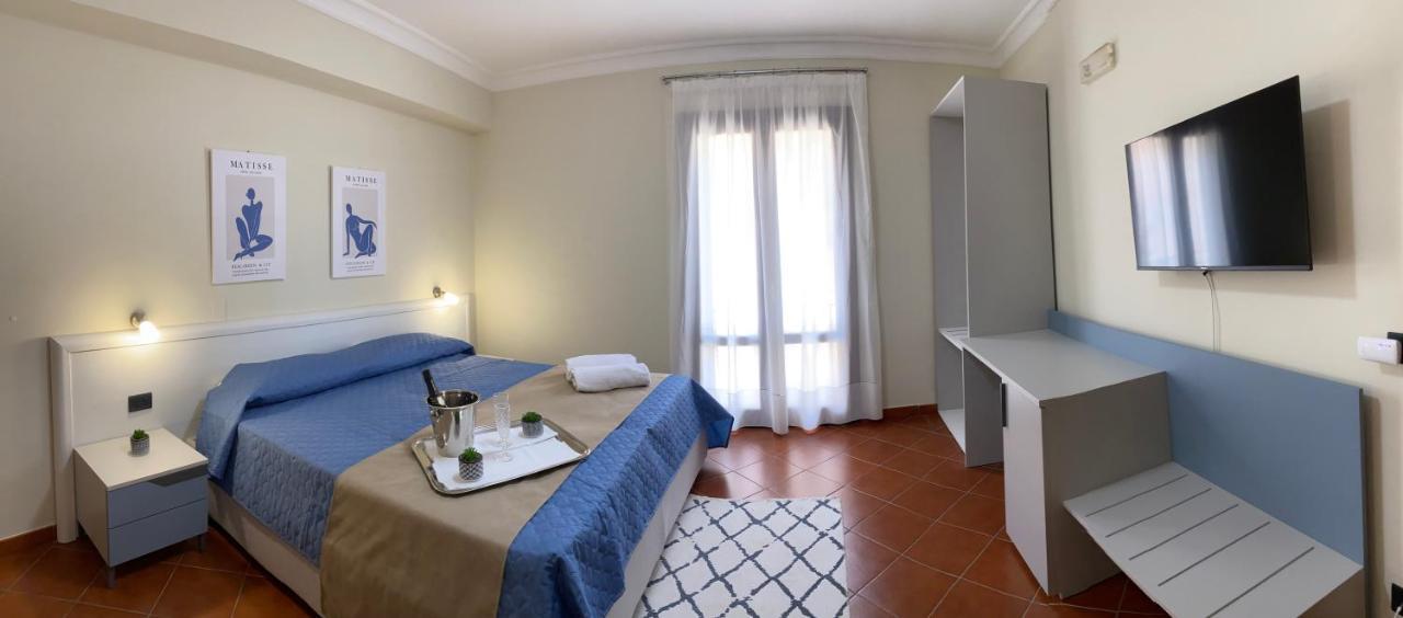 Scala Dei Turchi Palace Suites Realmonte Exterior photo